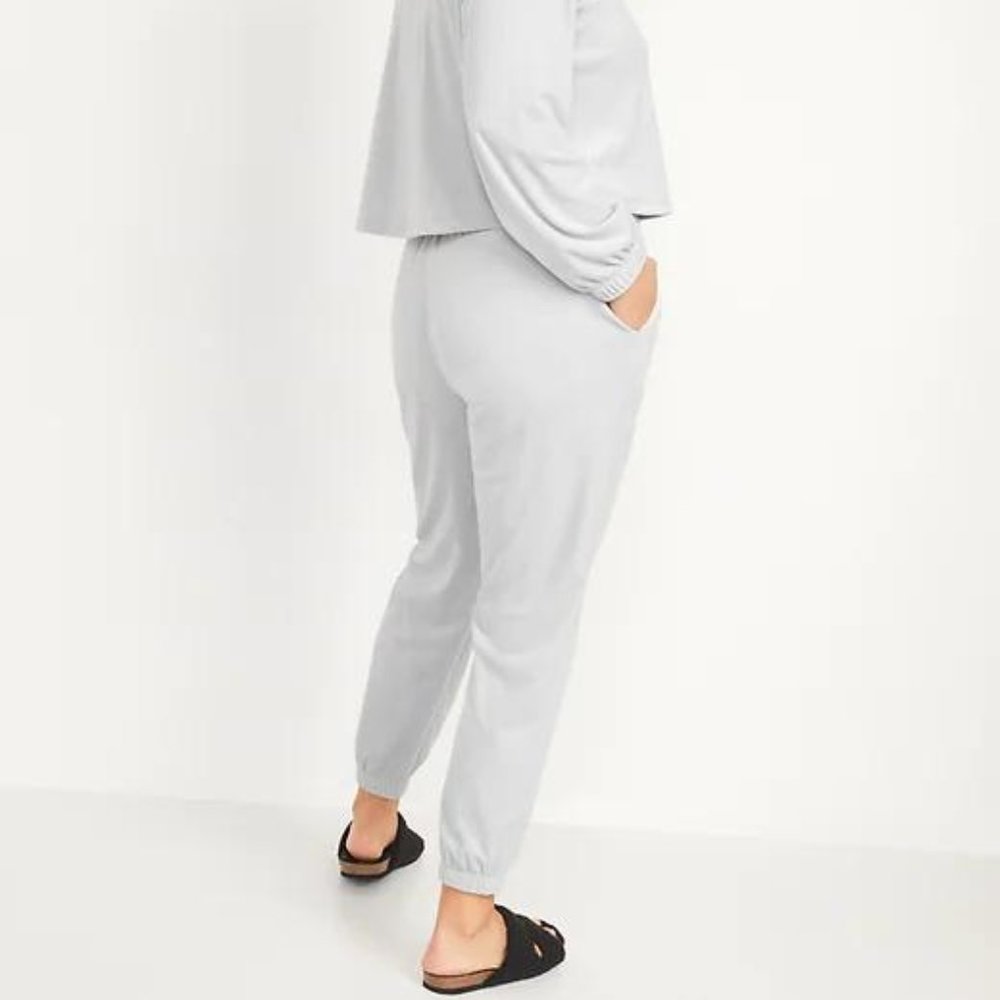 Old Navy High-Waisted Luxe Velvet Jogger Sweatpants for Women New - Picture 4 of 4